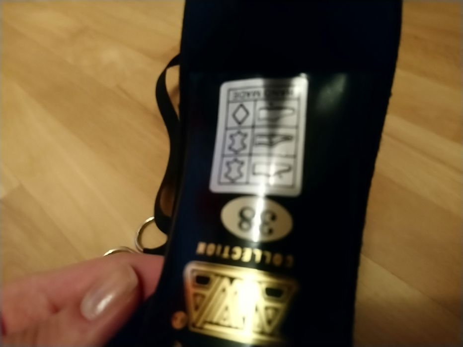 Кожаные туфли