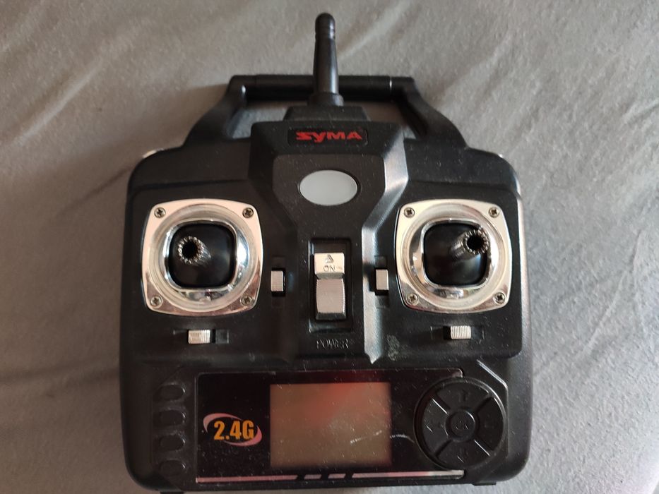Dron zyma x5c...