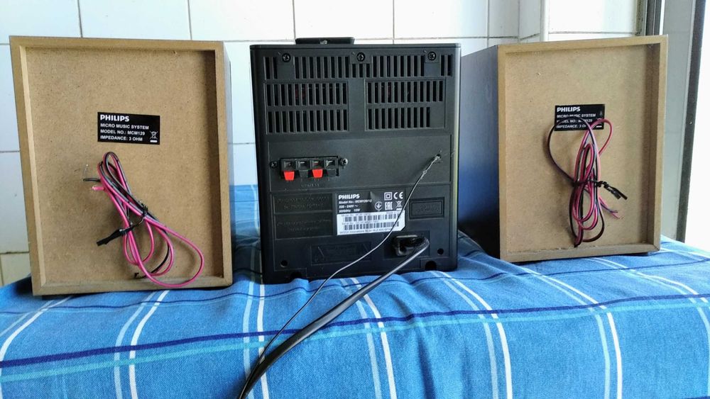 Aparelhagem de som Philips.