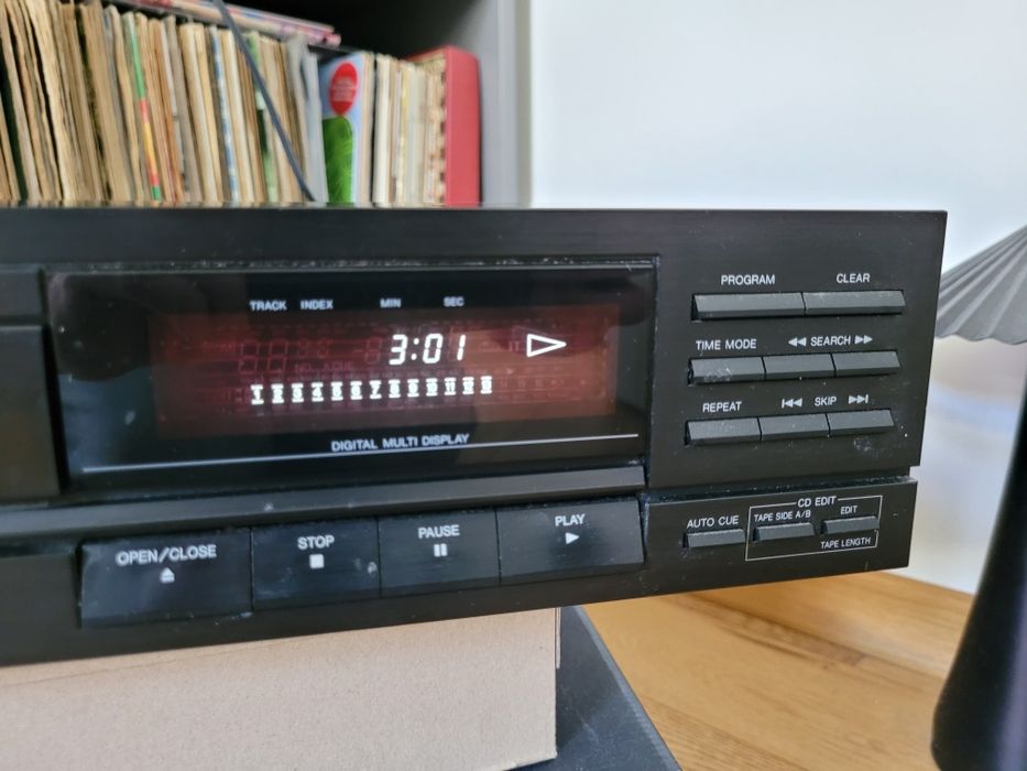 Odtwarzacz Technics  cd SL-PJ27a