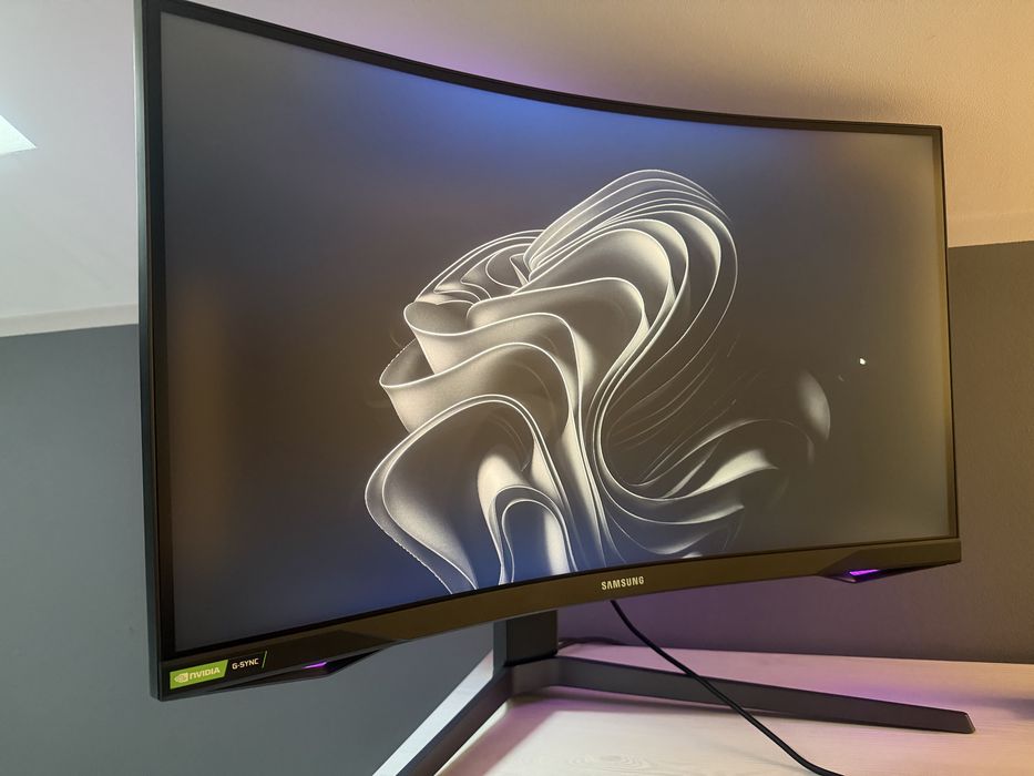 Monitor Gamingowy Samsung Odyssey G7 C32G73TQSU 240Hz 1ms Zakrzywiony 1000R