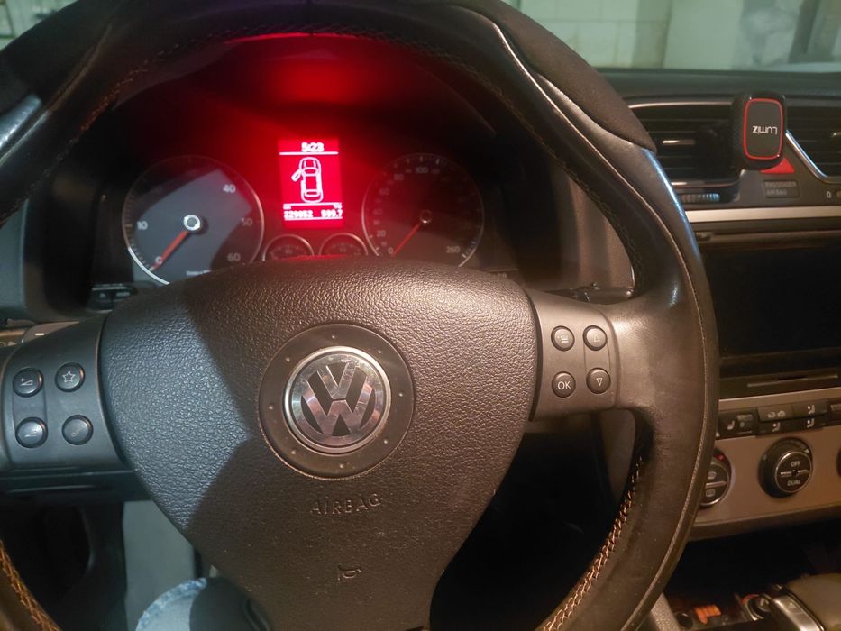VW cabrio 2.0 tdi 140cv DSG