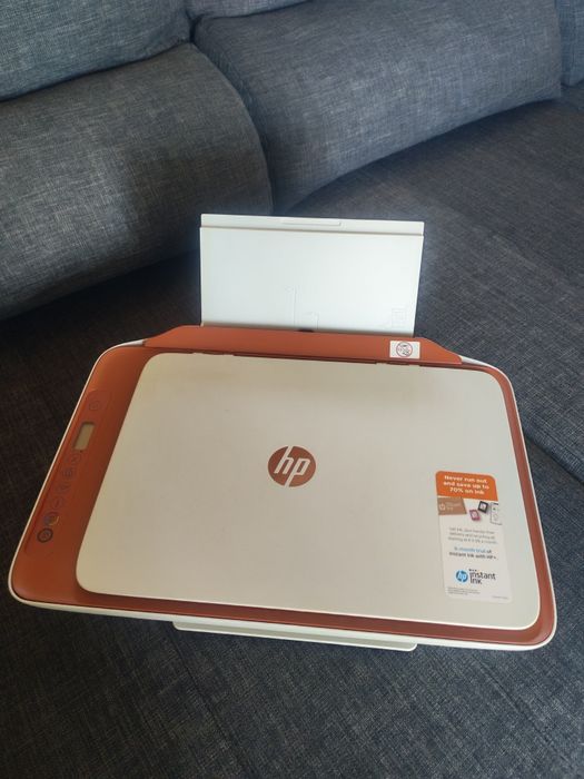 Impressora HP com tinta