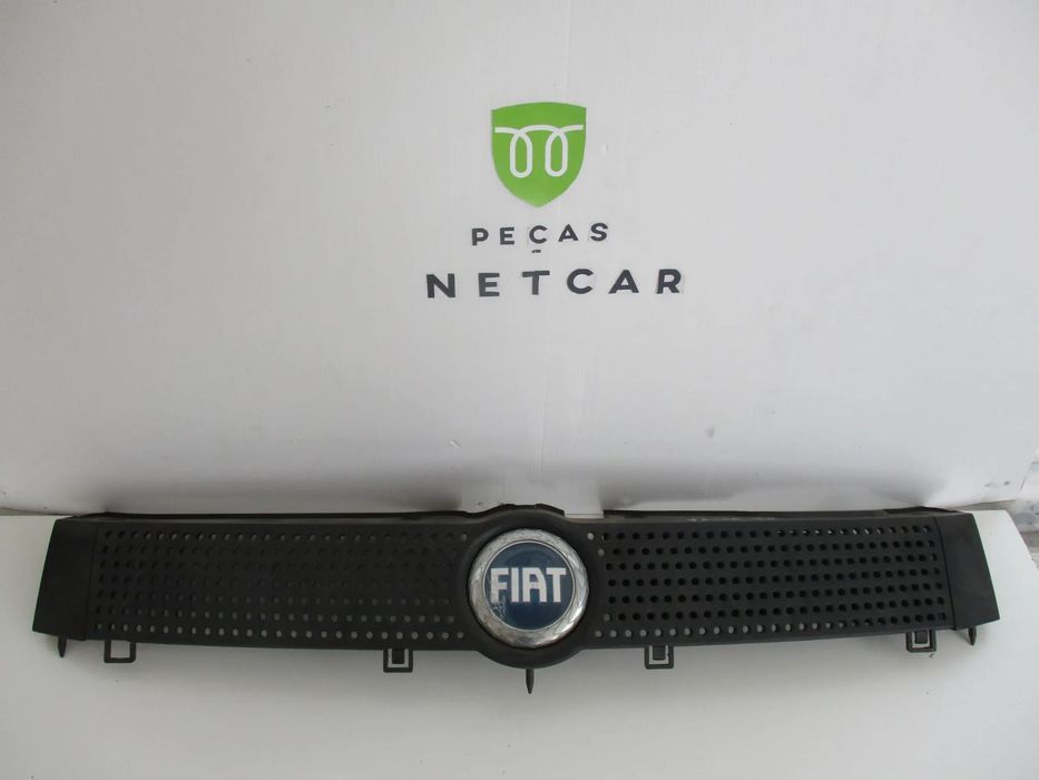 Grelha Frontal Fiat Panda 2005
