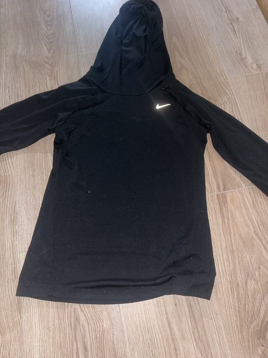 Облягаюча спортивна кофта найк