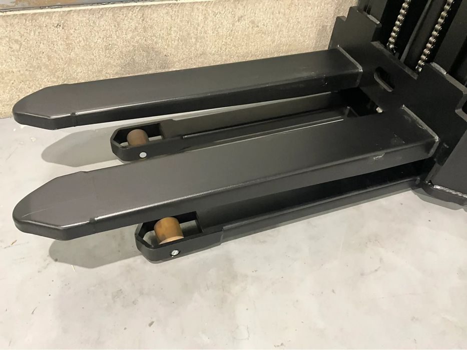 Empilhador / Porta Paletes / Stacker EP 1500kg  ,Elev. 3,60 MT  , Bat.Litio , Novo 2890€+IVA