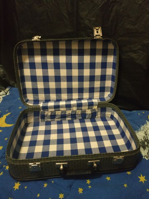 Валіза кінець 80 - тих