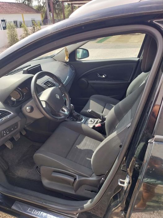 Renault Mégane III Sport Tourer 1.5 dCi Limited, de 2016 — photo 4