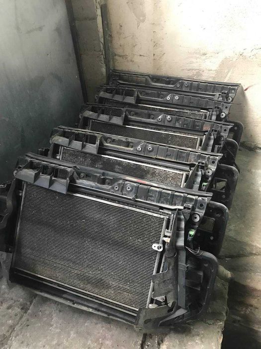 Передня панель Audi A6 C6 в зборі телевізор екран касета