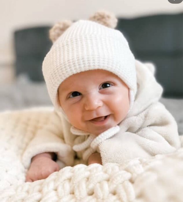 Зимова шапка на новонародженого 38р.