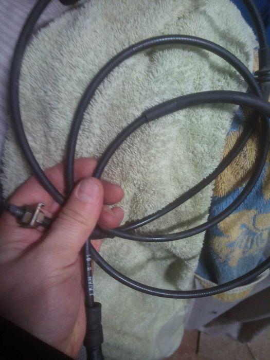 Тросик газа оригинальный на PIAGGIO X9 500