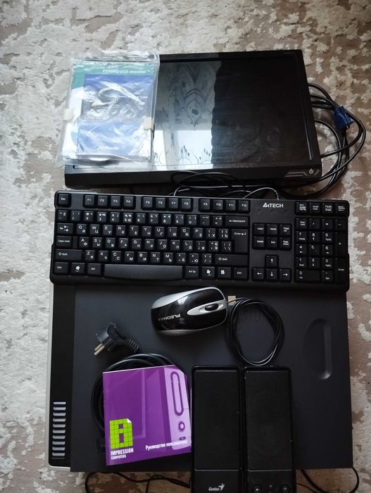 Комп'ютер Impression HomeBox C0409 та монітор Acer P195HQ