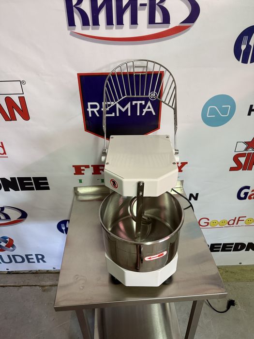 Тістоміс Промисловий Одношвидкісний Обєм 8 Літрів!