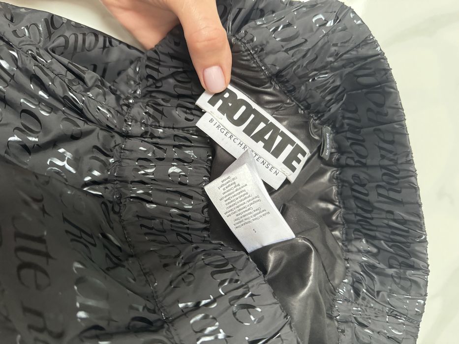 Rotate шорты оригінал нові