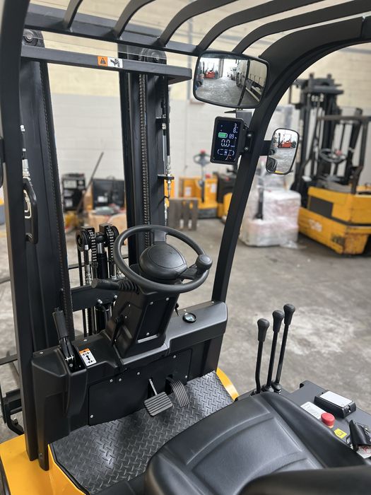 "Máquina" Empilhador Elétrico HU-LIfT NOVO (Entrega Imediata)