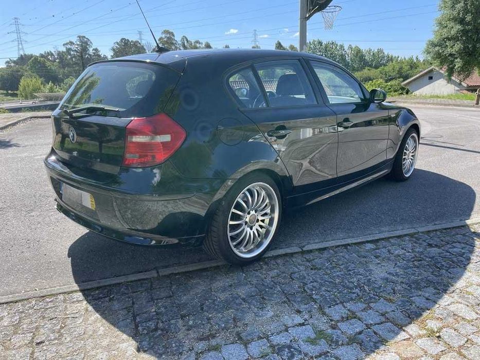 BMW 118d (2009) - Nacional - Muito Estimado