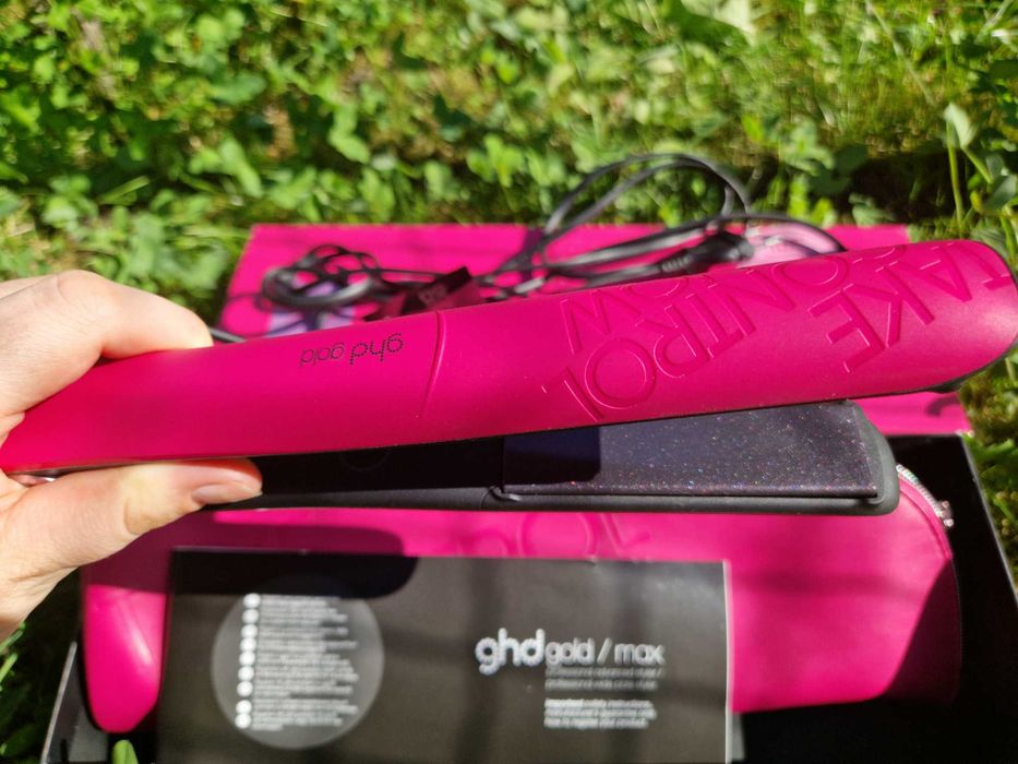 Продам

Оригінальний Розовий Випрамляч ghd

(Новий)