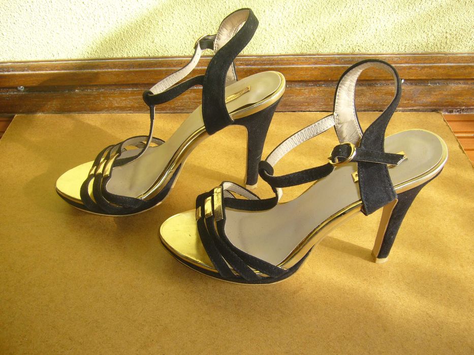 Sandálias de senhora