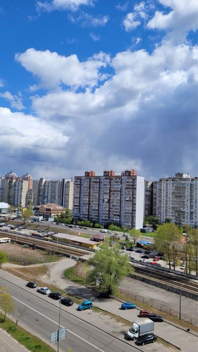 Продаж 2-к кв Троєщина ТЦ Район Оноре де Бальзака