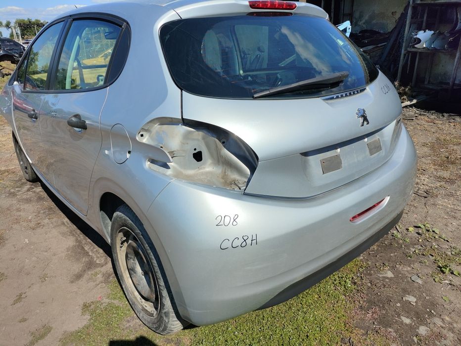 Peugeot 208 2012-2019 кришка багажника колір срібний CC8H