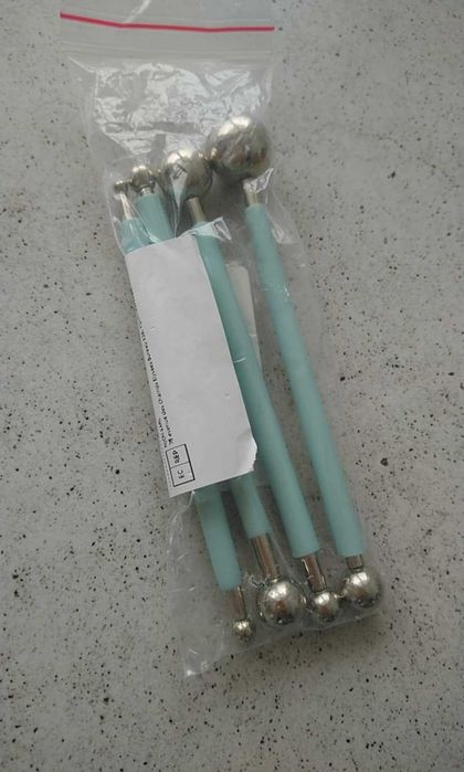 Adaptery do profilowania silikonu i fug