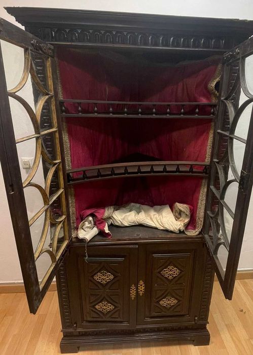 Movel Antigo, Cantoneira estilo Holandês, 193X98X63 cm