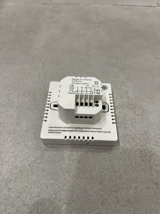 Programowalny termostat cyfrowy K2RH3A AC 90–240 V