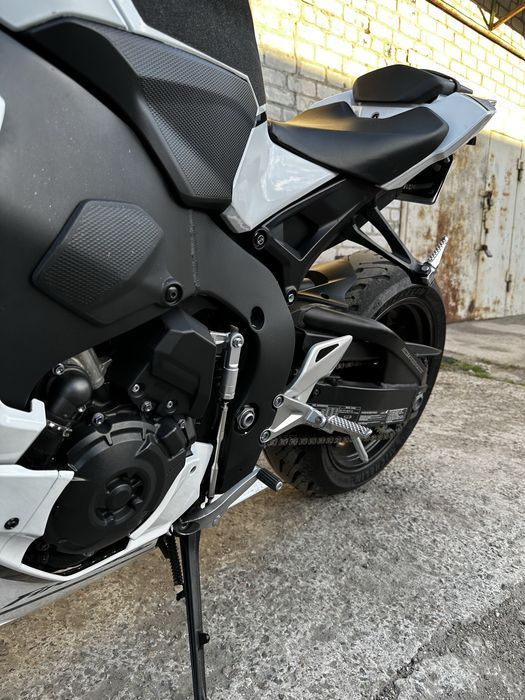 Продам Honda Cbr1000rr