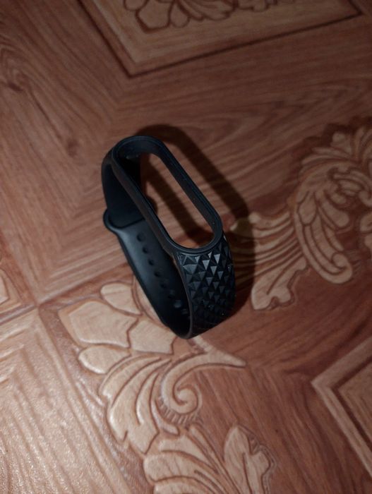 Браслет на часи mi band 4