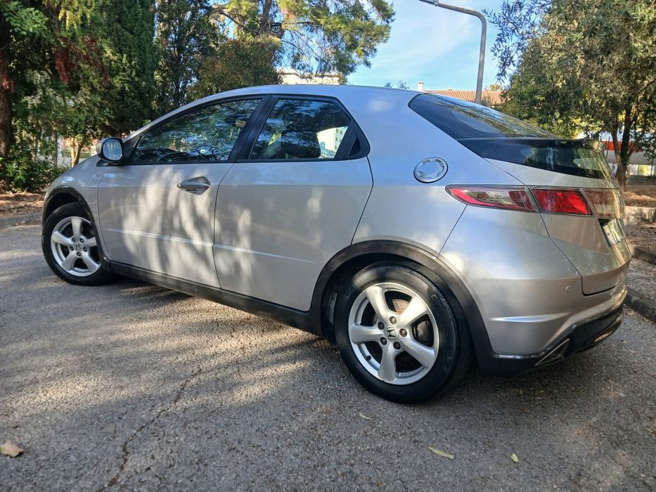 Honda Civic 5P 1.4 Elegance