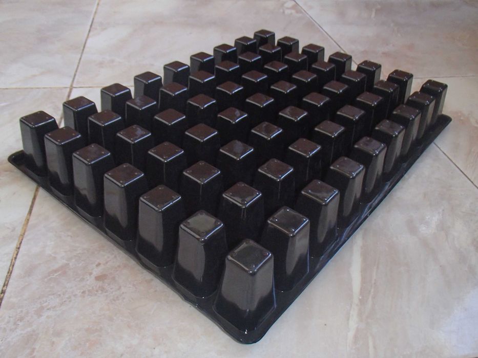 Професійна касета для розсади на 63 комірки. Гурт 26.95