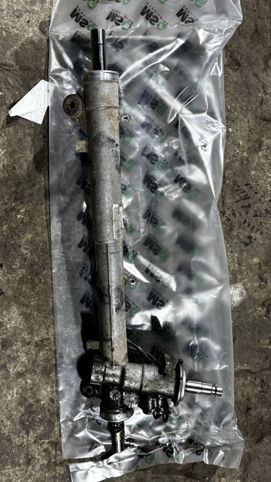 Рулевая рейка Форд 1667693