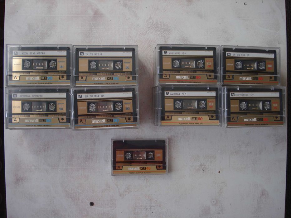Колекція касет "Maxell" (золота серія, 30шт.)