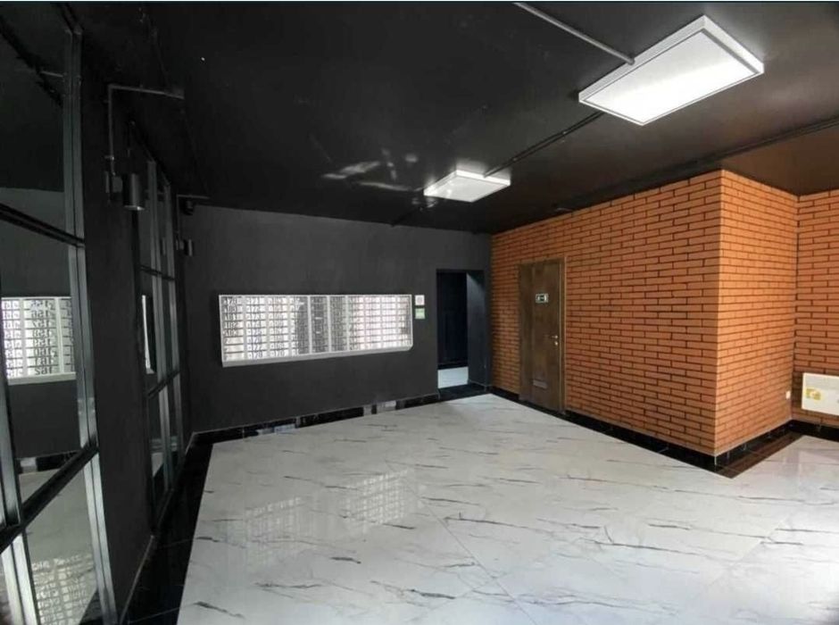 2 кв-ра з ТЕРАСОЮ 70,5 м² біля моря | Цегляний будинок | Пляж "Яхта