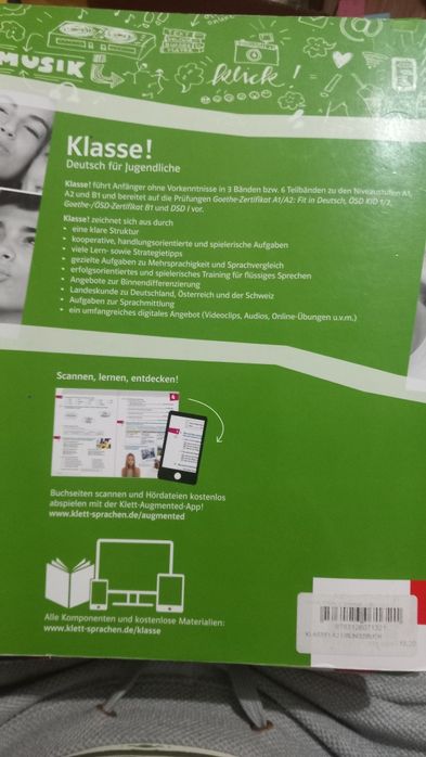 Caderno de exercícios de Alemão 11°ano (Übungsbuch)