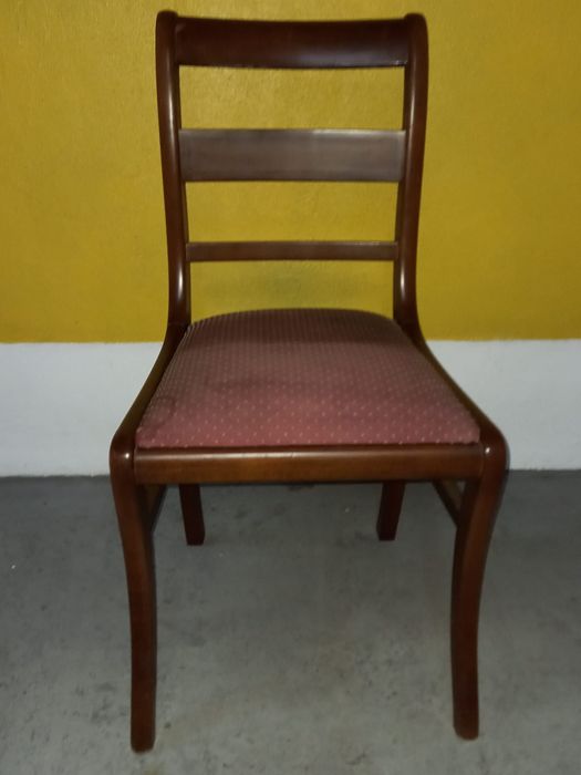 4 Cadeiras em Cerejeira