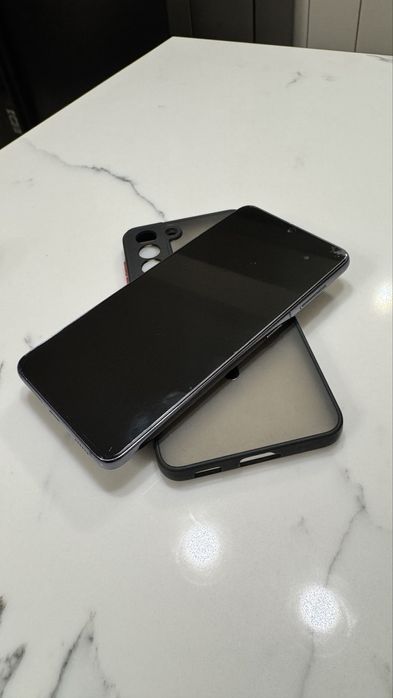 Samsung Galaxy S21 5G 8/128gb bardzo dobry stan, świetny telefon