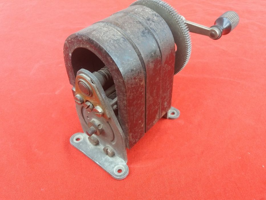 Przed wojenny Induktor