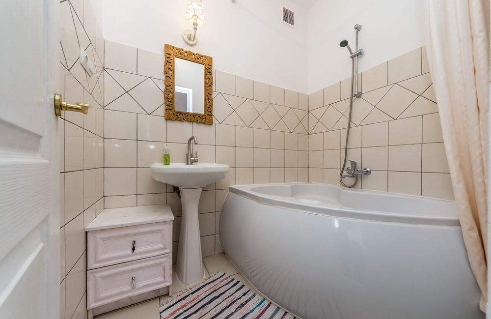 Осокорки, атмосферная, Днепровская набережная 26, посуточно