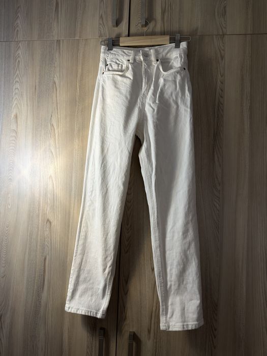Білі джинси mom fit reserved розмір 32