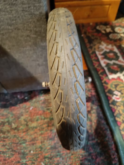 Шина+камера б,у на дитячий велосипед.