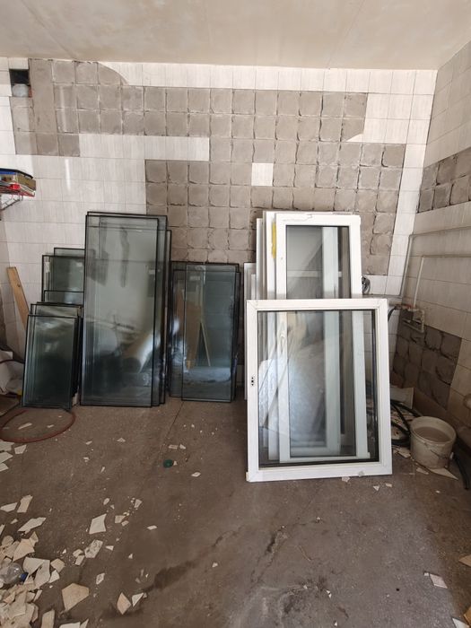 Продам стеклопакеты , створки .