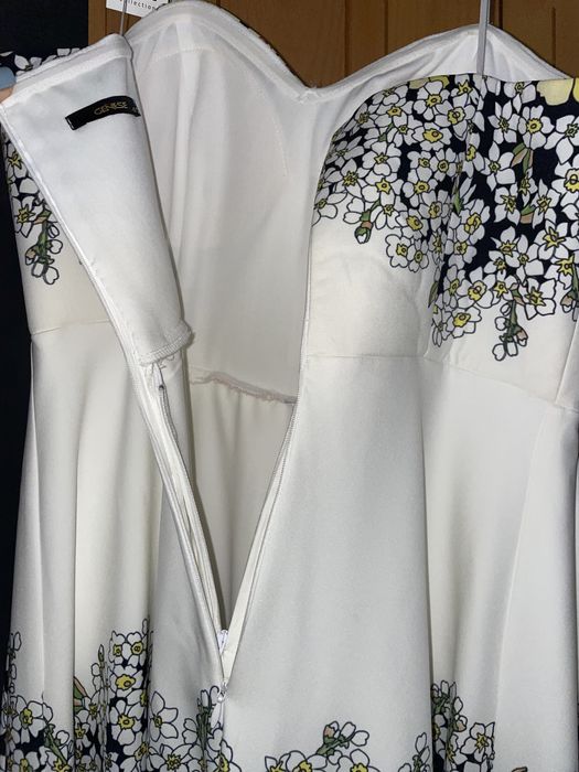 Macacão com cauda, decote cai-cai, tamanho 42 (nunca usado)