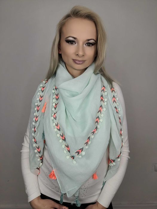 Szal MIĘTOWY chusta wiosenna w stylu BOHO