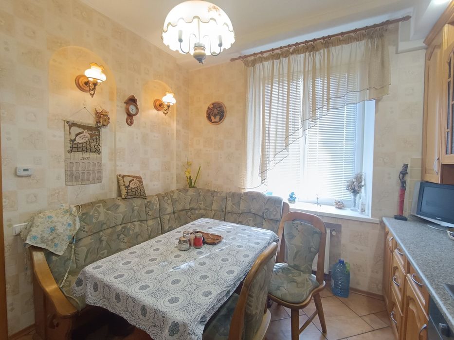 Продам 2 -х ком.кв в центре города с автономным отоплением 96 квартал