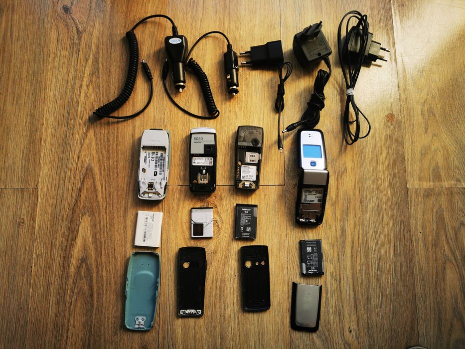 Zestaw telefonów Nokia 3410 Nokia 6020 Nokia 6230