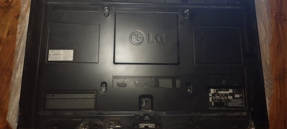 Sprzedam telewizor LG 50pm4700