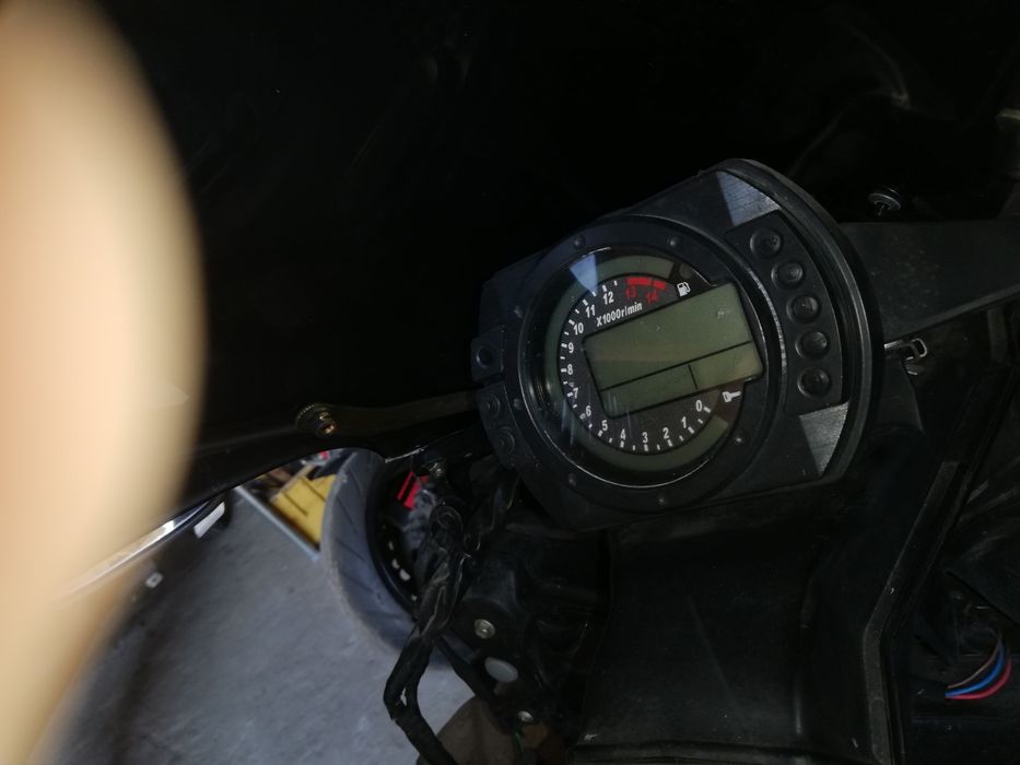 Kawasaki zx10 r 04-05 licznik