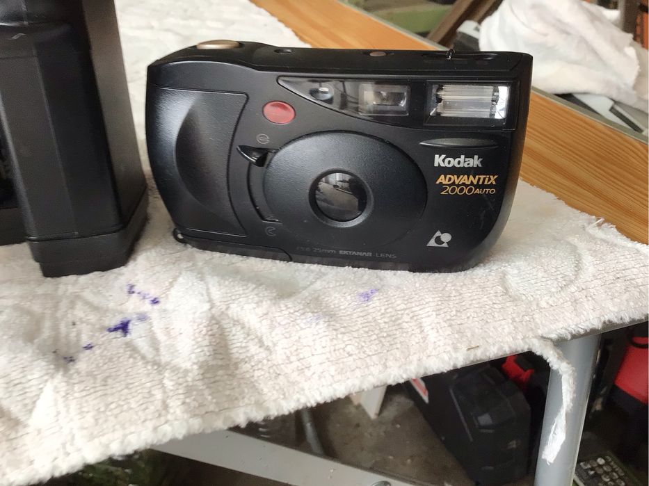 3 maquinas fotograficas a funcionar em bom estado,para colecionadores