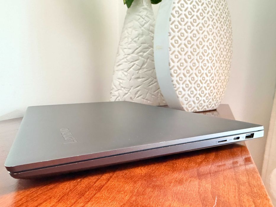 Lenovo IdeaPad Gaming 15.6"|i7-7700HQ|16G Ram|Ssd 512Gb|GTX1050 Ti 4Gb